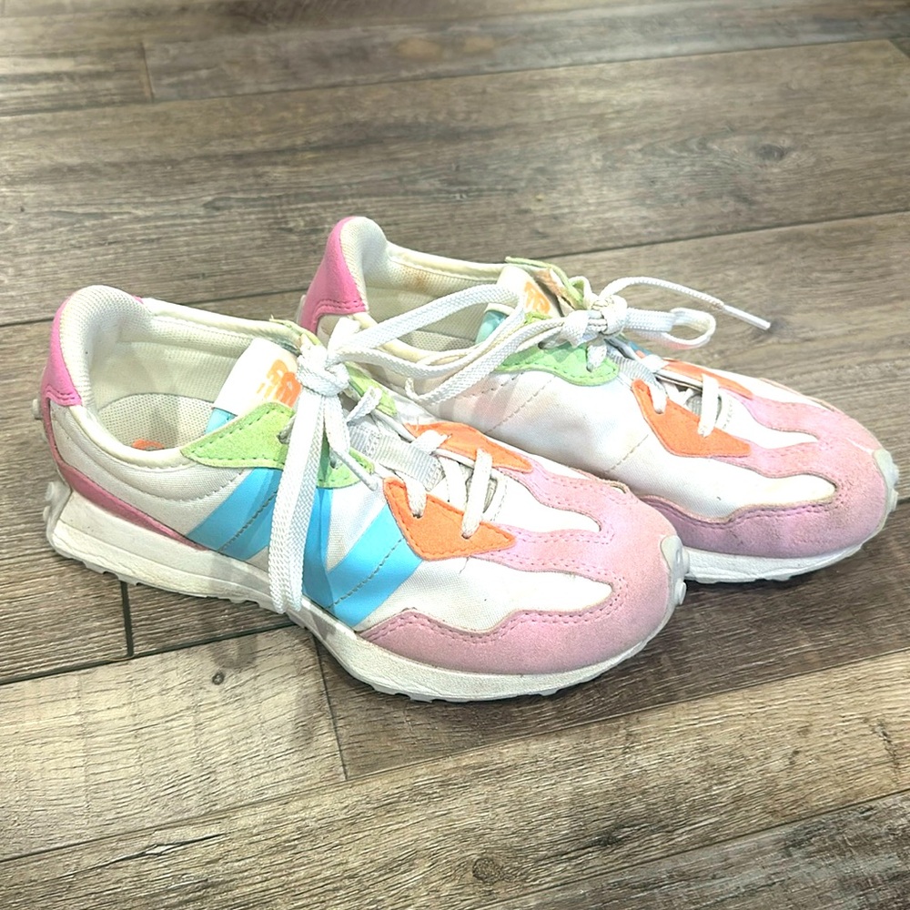 New Balance size 1. Good condition